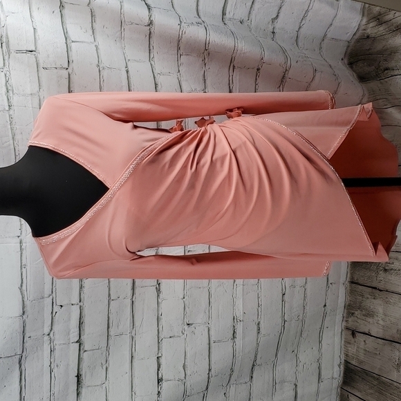 Peach color ruched tunic high low Size Small - Picture 5 of 14